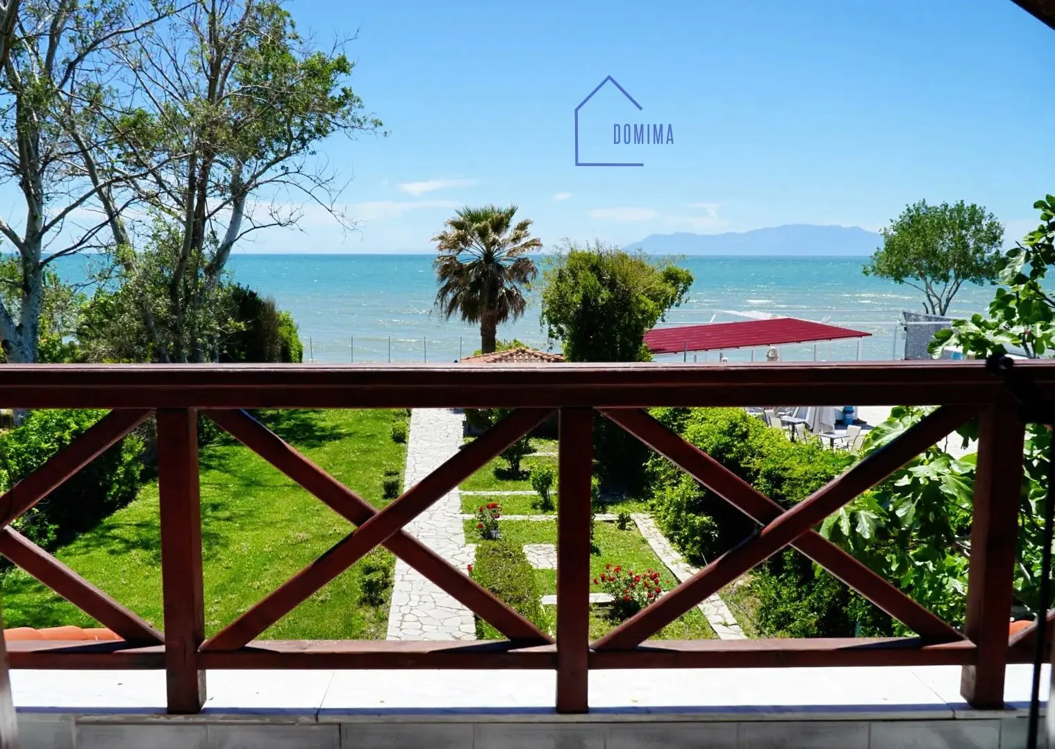Παραθαλάσσια μονοκατοικία πρώτης γραμμής στο 6ο χλμ Αλεξανδρούπολης – Μάκρης.
