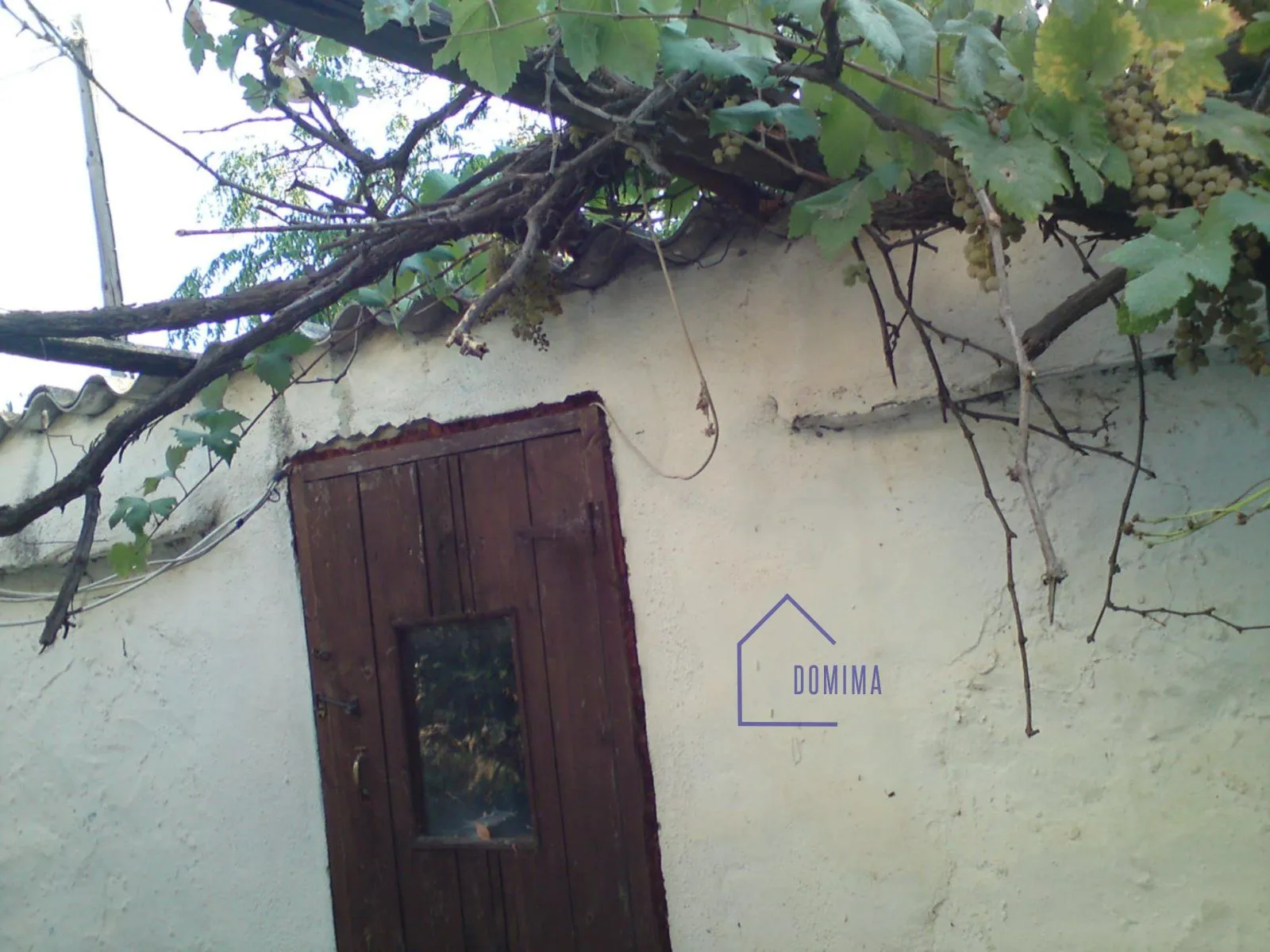 1600